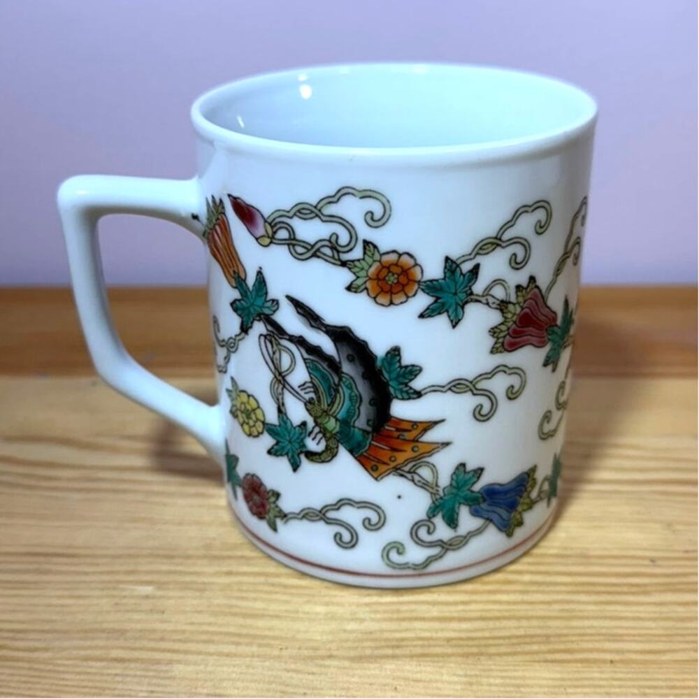 Chinese Porcelain Mug Butterfly Floral Scroll Motif Tea Coffee Cup White